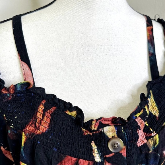 Torrid Smocked Cold-Shoulder Blouse‎ Gauze Leaf Black NWT Front Buttons Size 4x - Picture 4 of 16